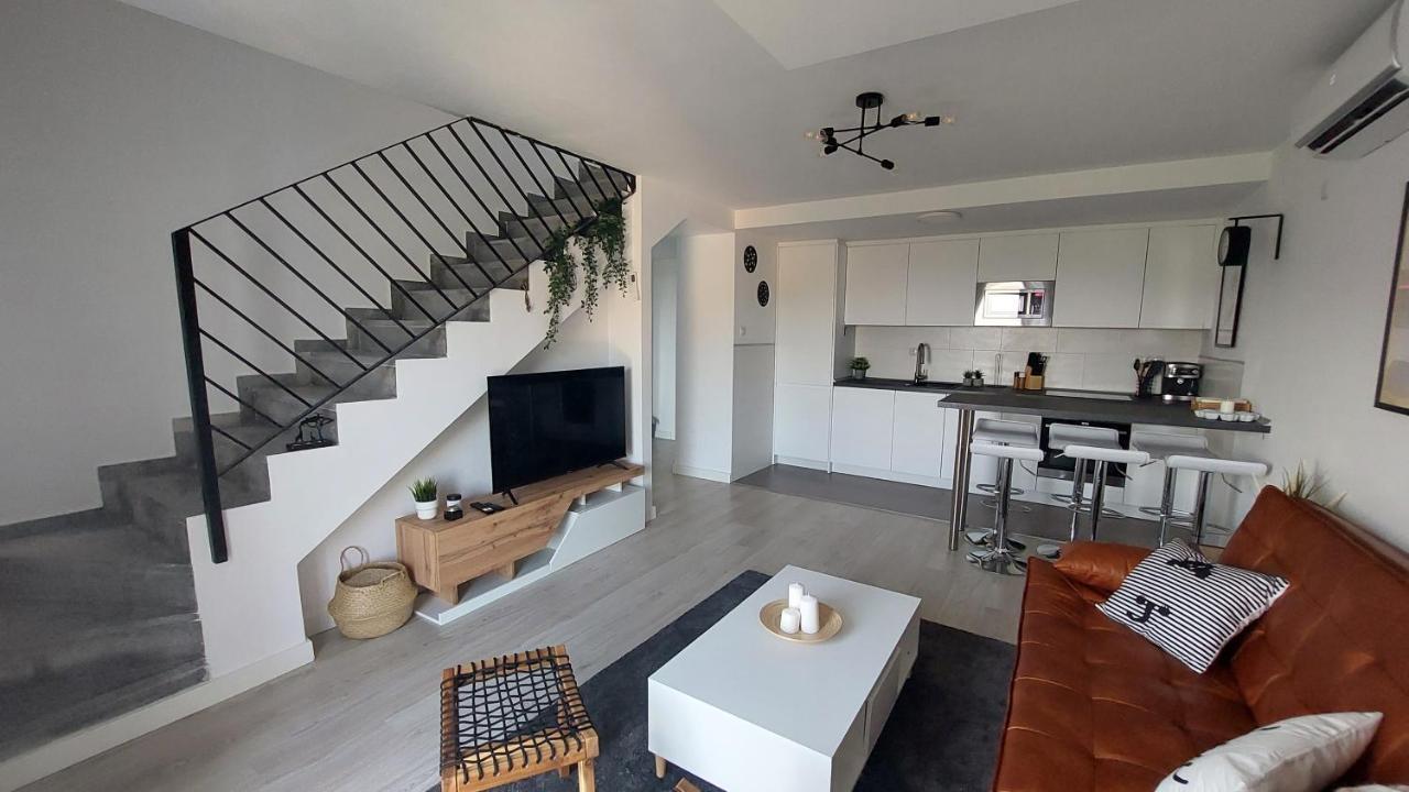 Duplex Bellas Vistas 오옌 외부 사진
