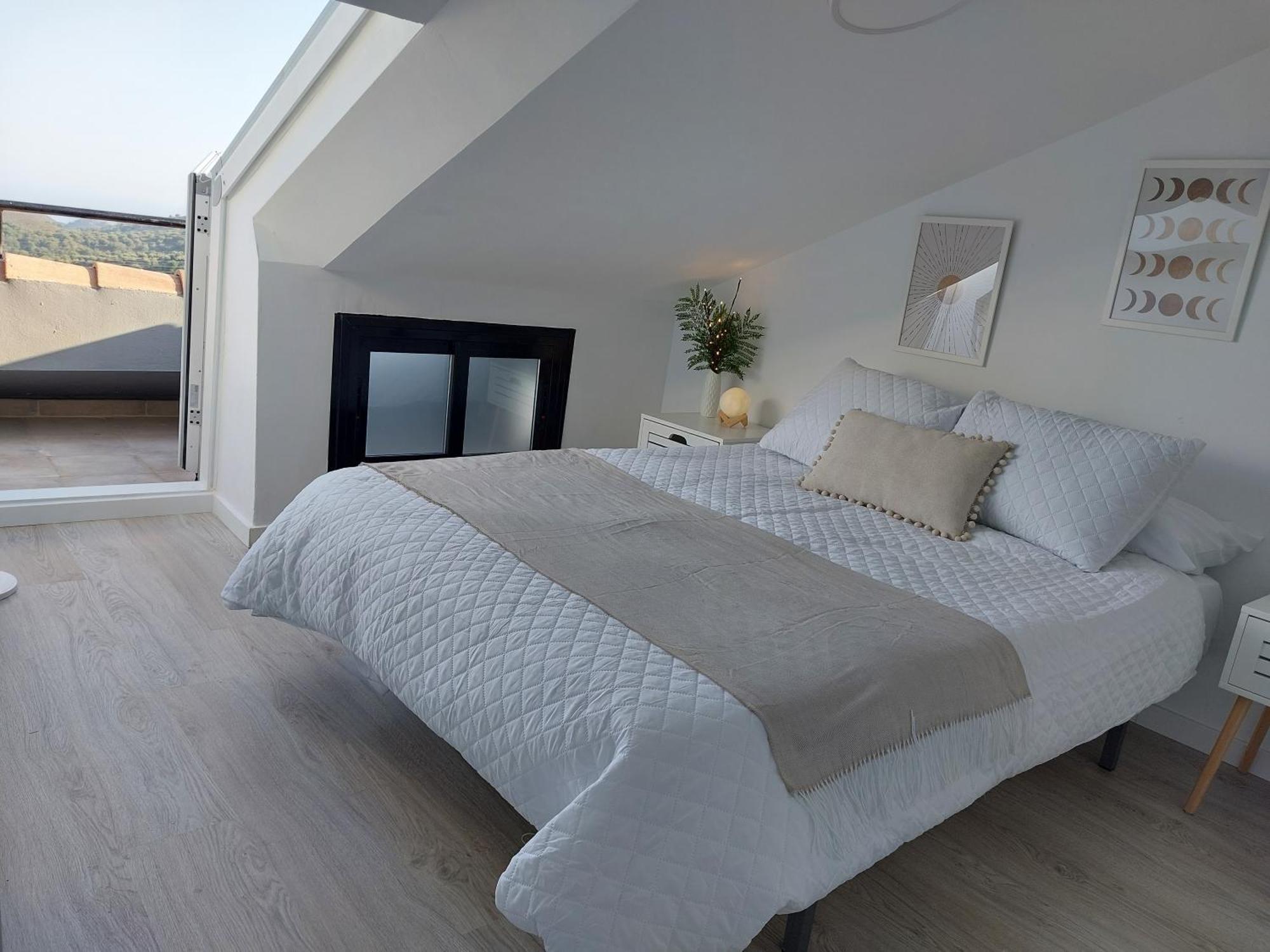 Duplex Bellas Vistas 오옌 외부 사진